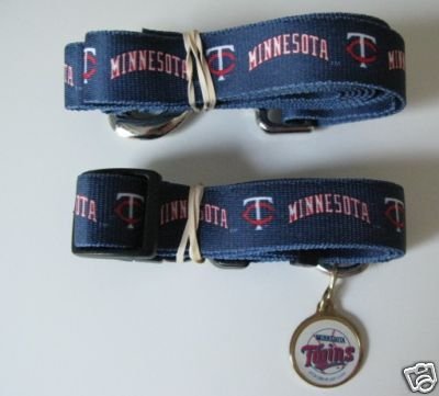 Minnesota Twins Dog Pet Set Leash Collar ID Tag XS