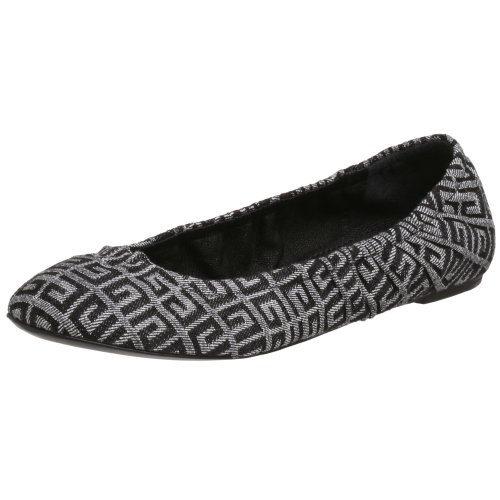 Givenchy Women's 584196 Flat