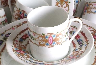 Limoges Raynaud Floral 14.25 Inch Ashet