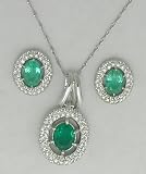 18k White Gold Earring and Pendant Set Made in Italy TTW 2.44K G/V.V.S. Diamonds and 5.58 Emaerald designed and Manufatured in Italy