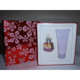 Estee Lauder Beyond Paradise gift set 30 ml edp & 75 body lotion in a beautiful presentation box
