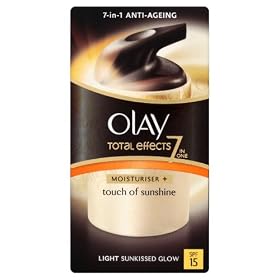Olay Total Effects Touch of Sunshine Day Anti-Ageing Moisturiser with a Touch of Self Tanner SPF15 Light Sun-kissed Glow