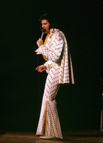 Elvis on Tour image
