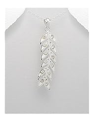 Leaf Shell Pendant Necklace In 92.5 Sterling Silver