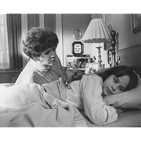 LINDA BLAIR AS REGAN TERESA MACNEIL, ELLEN BURSTYN AS CHRIS MACNEIL FROM THE EXORCIST #1 - BLACK & WHITE Movie Photo - (4 Different Photograph & POSTER Sizes Available)