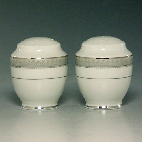 Mikasa Platinum Crown #L3428 & Pepper