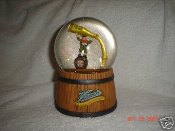 Vernor's Music Box Water Globe