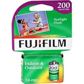 New - Fujifilm Superia 200 35mm Color Film Roll - T37750