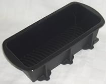 WellBake Silicone Bakeware Professional 2lb Loaf Mould. Heavy Duty Non-Stick Silicone + 10 Year Guarantee