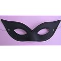 Elegant geschwungene schwarze Maske
