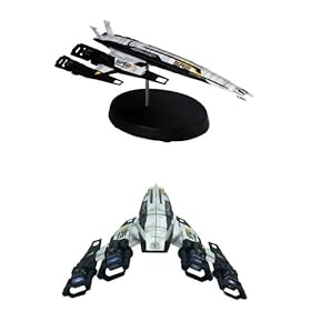  Dark Horse Deluxe Mass Effect: Normandy SR-2 Cerberus Ship Replica