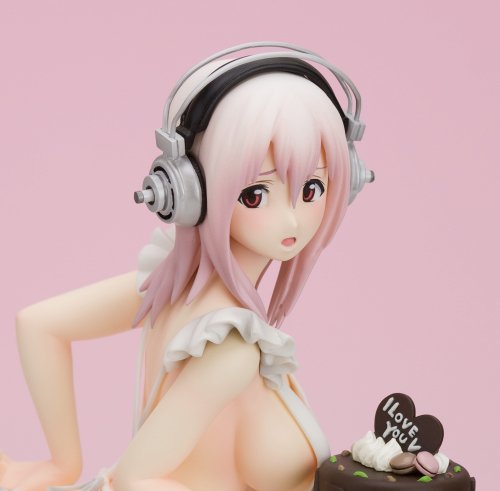 Cover image : すーぱーそに子 バレンタインver. (1/7スケールPVC塗装済み完成品)