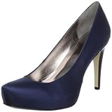 Calvin Klein Womens Colette Platform Pump