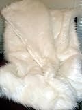 IMAGE OF White Arctic Fox | Faux Fur Throw | Reversible | 60 Inches by 70 Inches