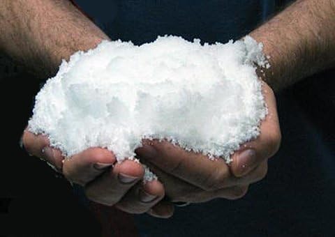 One Pound Artifical Snow Powder - add water and it makes realistic snow!