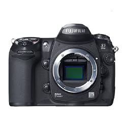 Fujifilm FinePix S5 Pro SLR-Digitalkamera (12 Megapixel) nur Geh�use