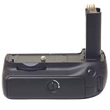 HI-CAPACITY VERTICAL POWER GRIP FOR NIKON D-80 & D90 DIGITAL SLR CAMERAS