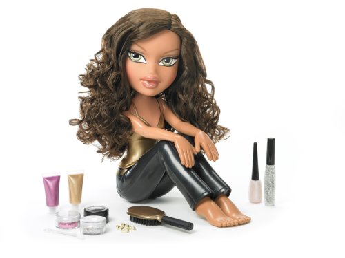  Sturdy doll, easy to apply and remove makeup; only one applicator wand 
