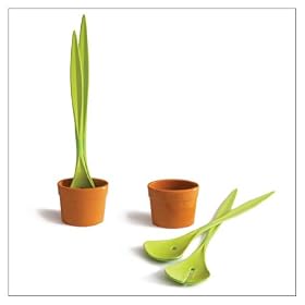 Black and Blum salad plant Salad Service by Black & Decker