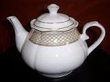 Fine Porcelain Tea/coffee Pot
