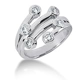 0.86ct. Women's Round Brilliant Cut Diamond Right Hand Ring in 14kt.