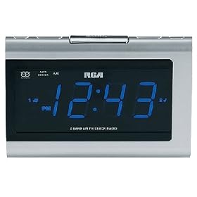RCA RP5430 SmartSnooze Dual Wake Clock Radio with Large LED by RCA AUDIO