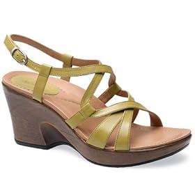 Click here to buy Dansko Novalee Margarita Nappa by Dansko.