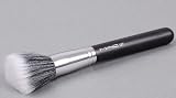MAC Brush # 187 Duo Fibre brush for Face