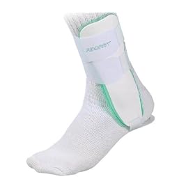 Mueller Aircast Sport Ankle Brace - Left by Mueller