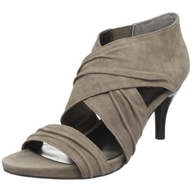sandales start rite blanches 31 Nine West Bornto Sandales fem