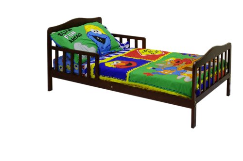 Dream On Me Classic Toddler Bed - Cherry