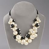 O by Oscar de la Renta Black & White Bead Cluster