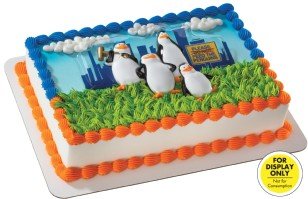 Penguins of Madagascar Cake Kit