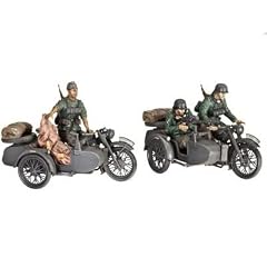 Revell 3090 - German Motorcycle R-12 with Sidecar + Crew