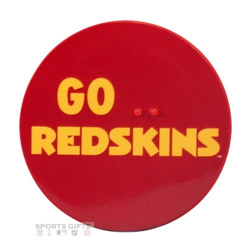 WASHINGTON REDSKINS 1994 VINTAGE MUSICAL PIN BACK BUTTON. PLAYS 