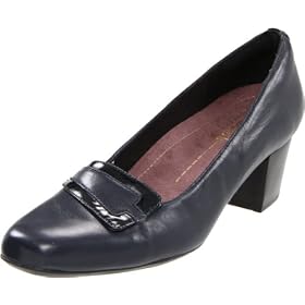 pump it up coupons schaumburg Clarks Womens Levee Delta Pump