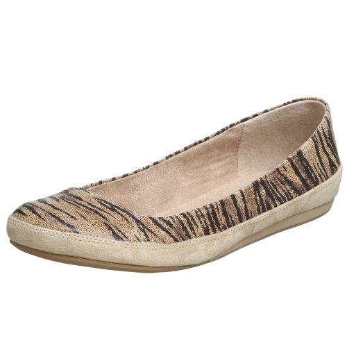 Kenneth Cole REACTION Women's Roam-an Skimmer