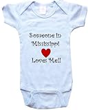 SOMEONE IN MISSISSIPPI LOVES ME - MISSISSIPPI BABY - State-series - White, Blue or Pink Onesie / Baby T-shirt