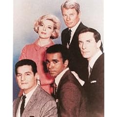 BARBARA BAIN AS CINNAMON CARTER, PETER GRAVES AS JAMES PHELPS, MARTIN LANDAU AS ROLLIN HAND, PETER LUPUS AS WILLY ARMITAGE, GREG MORRIS AS BARNEY COLLIER FROM MISSION: IMPOSSIBLE #2 - IN FARBE - Filmfoto - (Poster) PLAKATE - 25x20" (60x50cm)
