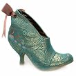 Irregular Choice Can...