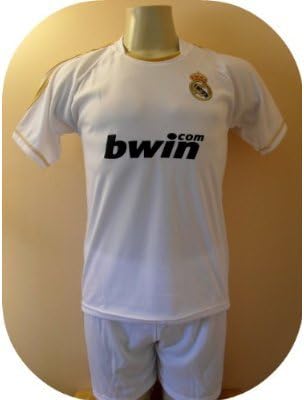 REAL MADRID SOCCER KIDS SETS JERSEY & SHORT SIZE 4 .NEW