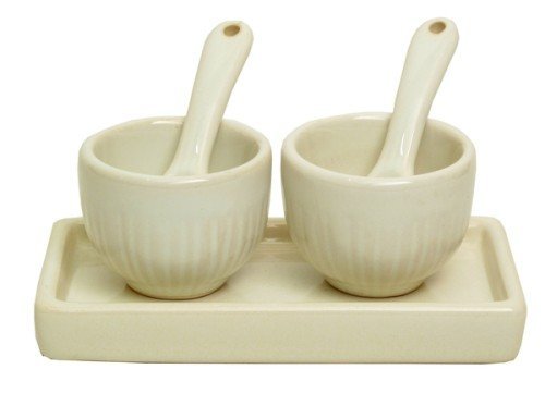 Stoneware Salt & Pepper Set White
