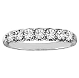 0.80 CT TW Shared Prong Round Diamond Anniversary Wedding Ring