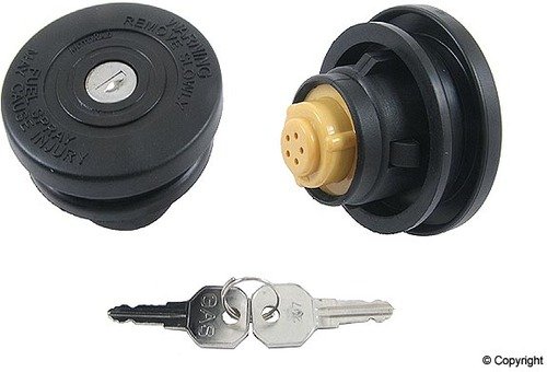 Isuzu I-Mark/Impulse Lincoln Continental/Mark III/Mark IV/Mark V/Mark VI Fuel Filler Cap 71-86 87