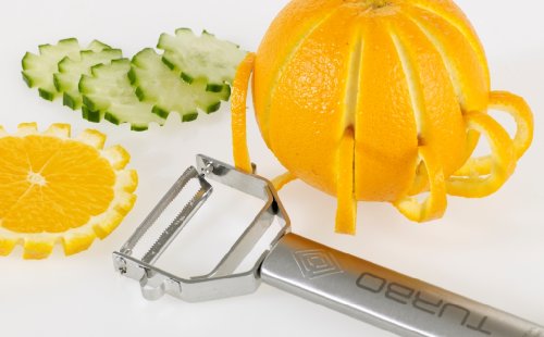 Titan Twin Microblade Vegetable Peeler - Stainless Steel - Complete With Julienne Cutter and Mandoline Slicing Board