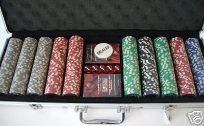 Childrens Toyshop  Toys : Casino Red Deluxe 500 11.5g Clay Poker Chip Set & Case/Cards/Dice