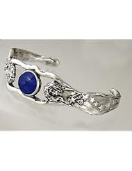 A Sensational Sterling Silver Goddess Cuff Bracelet Featuring A Genuine Laspis