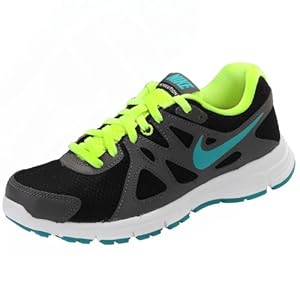 Nike Boys Revolution 2 Running Shoes, Black, 6.5 M Us