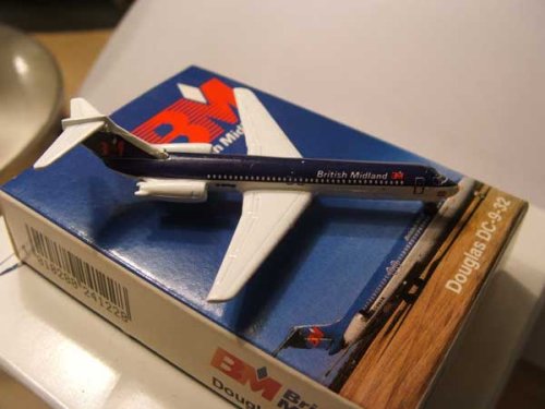 Childrens Toyshop  Toys : SCHABAK 1:600 Scale British Midland Douglas DC-9-32