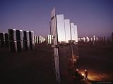 800 Mirror-Winged Solar Panels Convert Even the Last Rays of the Day Directly into Electricity Photographic Poster Print by Jim Sugar, 24x18